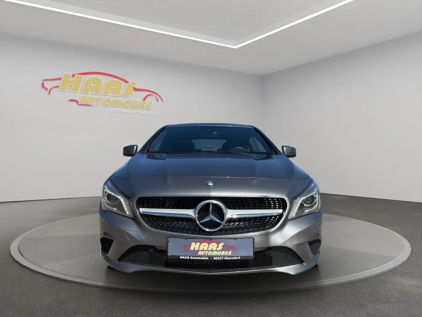 Mercedes-Benz CLA 180 CLA -Klasse *Navigation*Xenon* Šedá - 2