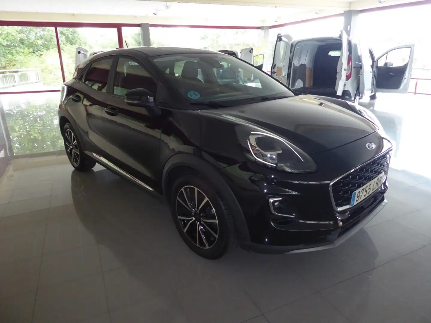Ford Puma 1.5 Ecoblue Titanium 120 Noir - 1