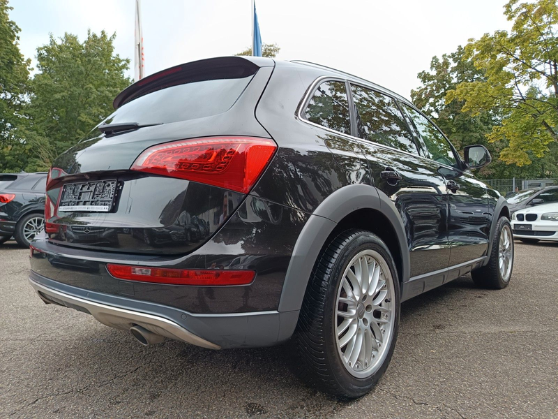 Audi Q5 3.0 TDI  quattro  Optik-Paket Off-Road — photo 5