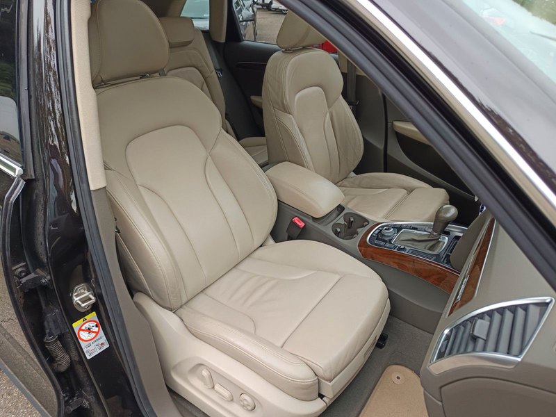 Audi Q5 3.0 TDI  quattro  Optik-Paket Off-Road — photo 12