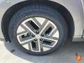 Hyundai KONA EV 100kW 39kWh Maxx Gris - thumbnail 22