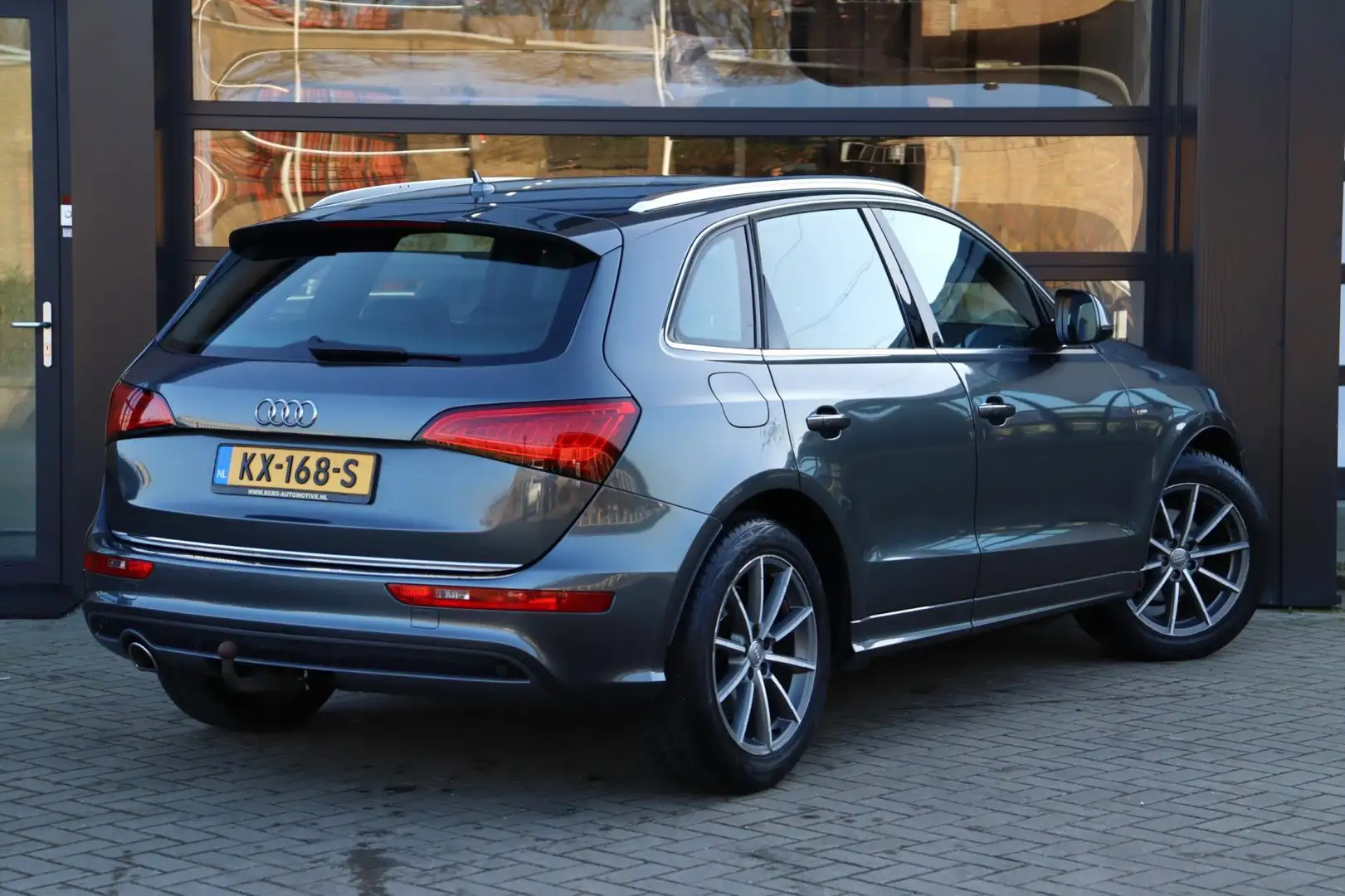 Audi Q5 2.0 TDI Adrenalin Sport | NAP | BTW Auto | Cruise Grau - 2