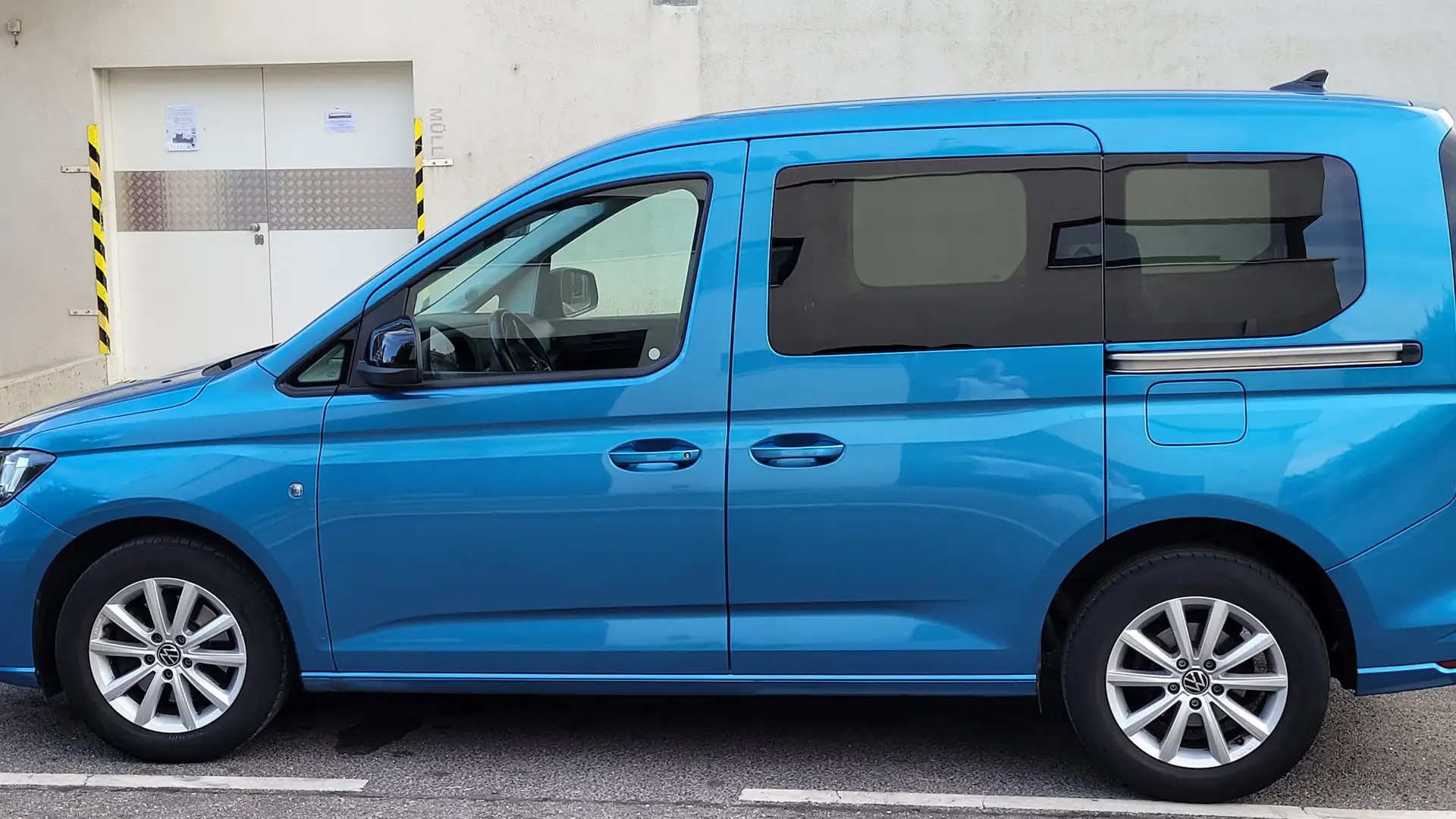 Volkswagen Caddy Caddy 1,5 TSI Blau - 1