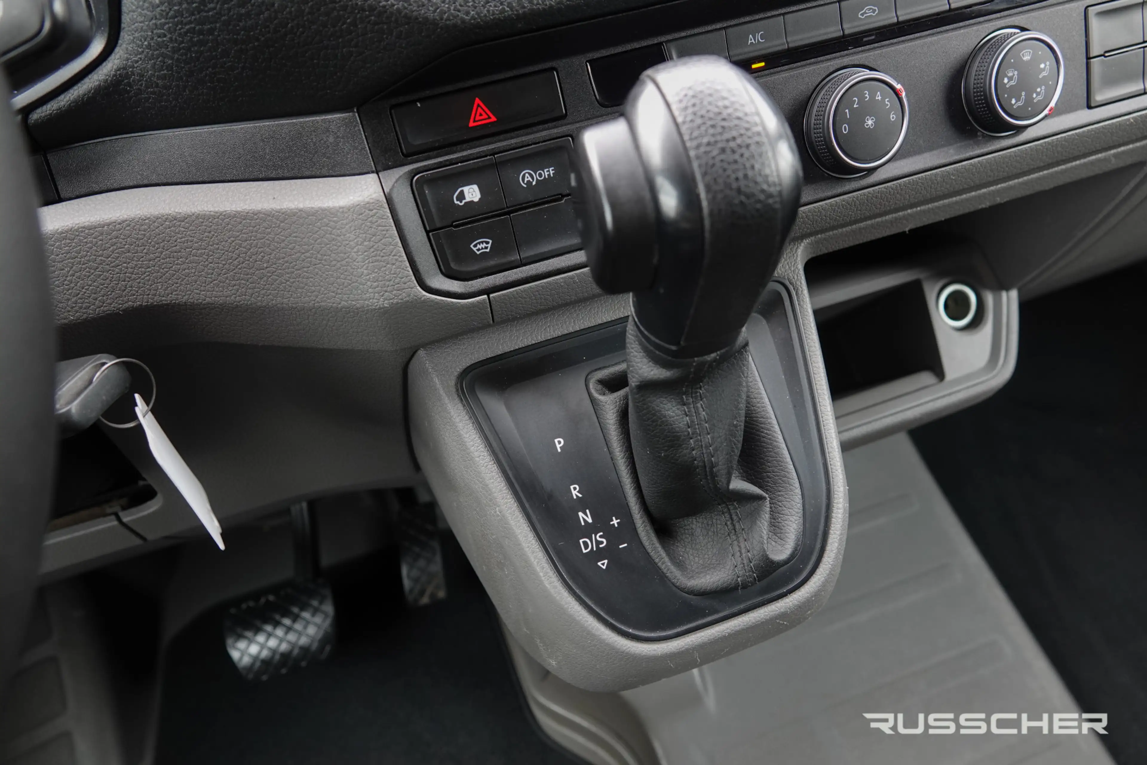 Volkswagen Crafter L3H3 | 2.0Tdi 177Pk Aut. | Stoel-Bank | 2xSchuifde — photo 9