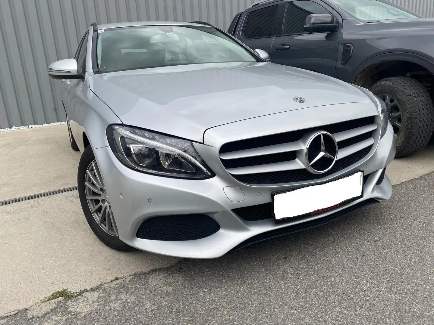 Mercedes-Benz C 180 T Aut. Silber - 1