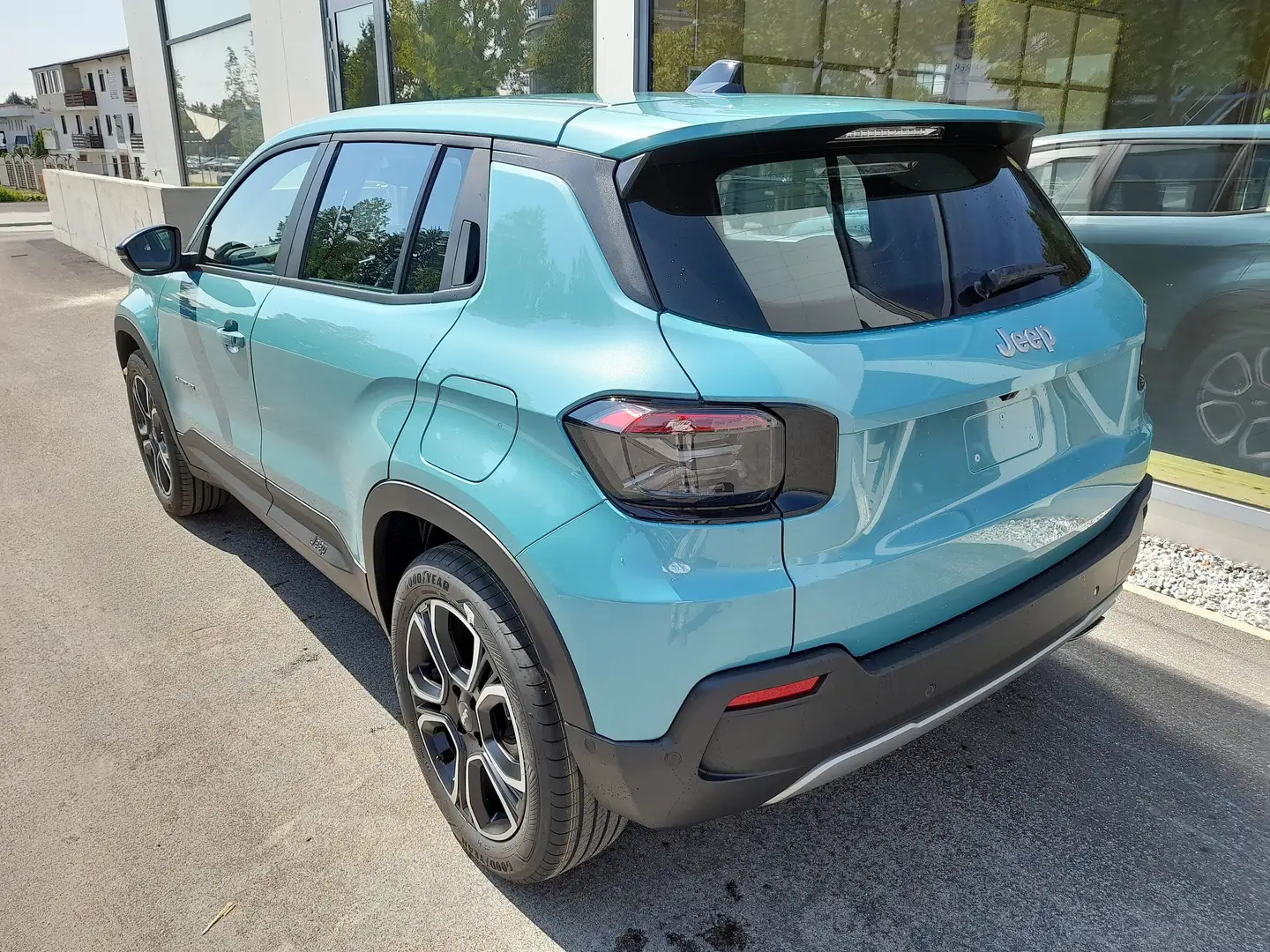 Jeep Avenger Altitude 1.2 GSE T3 2023 Assistenz-Paket 18" Alu Blau - 2