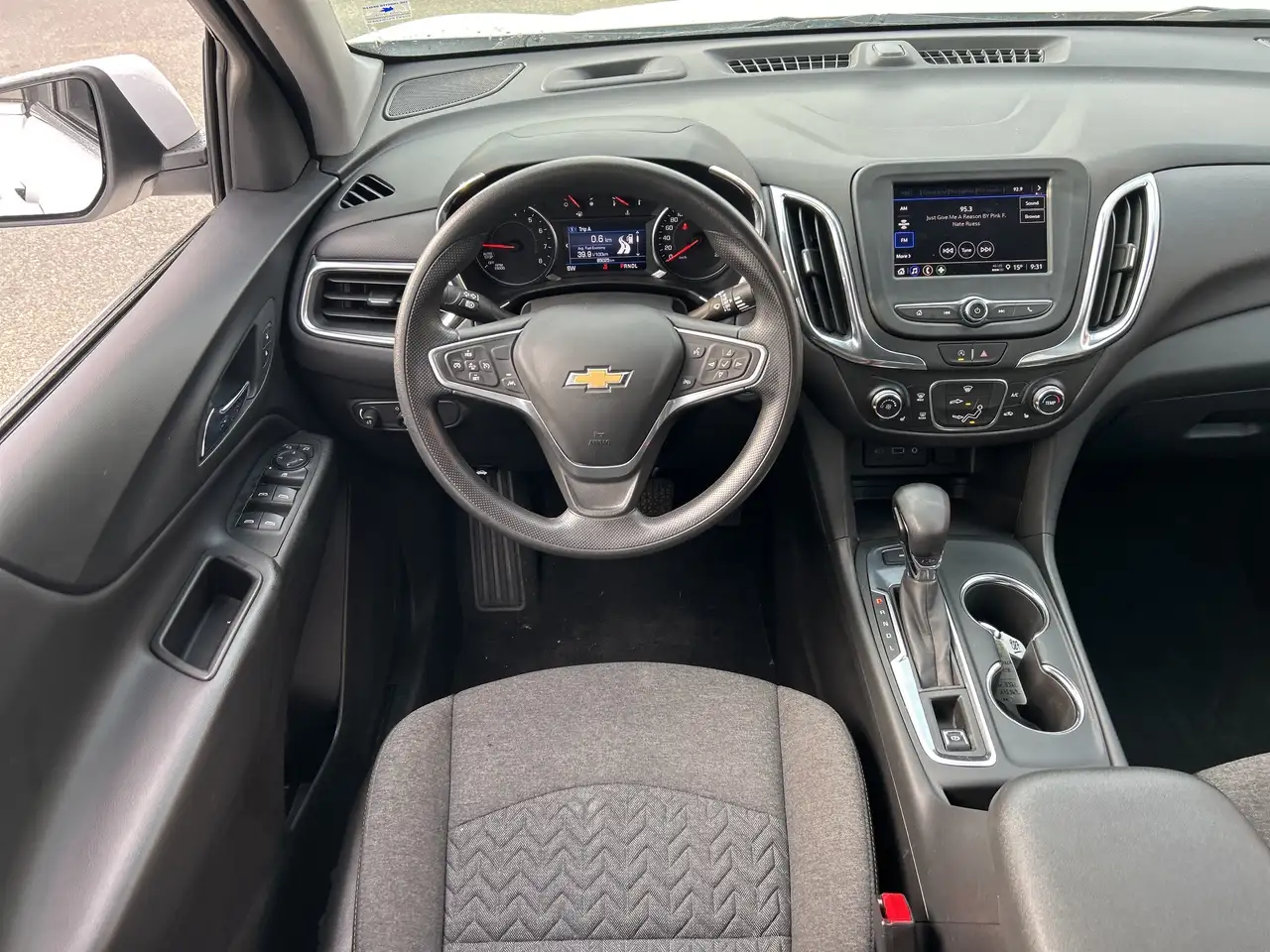 Chevrolet Equinox снимка Chevrolet Equinox