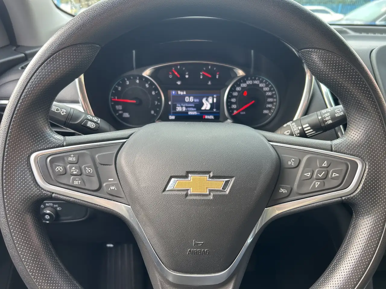 Chevrolet Equinox снимка Chevrolet Equinox