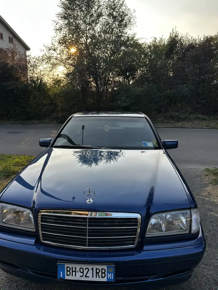 Mercedes-Benz C 200 k Classic, foto 1