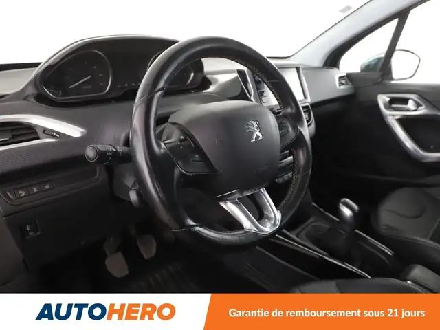 Peugeot 2008 view 11