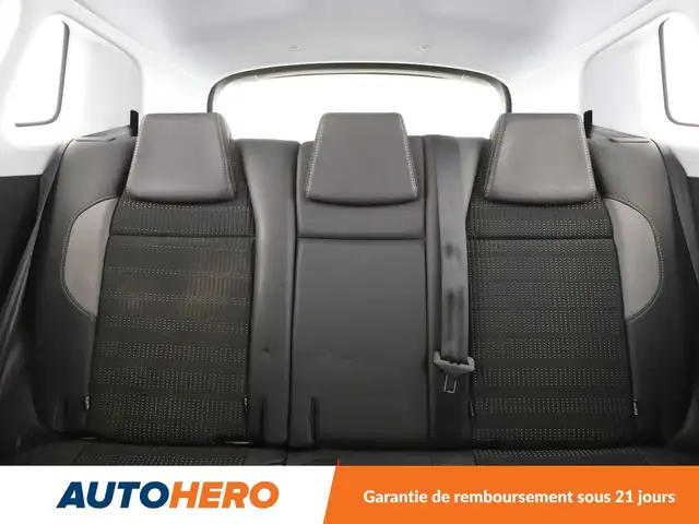 Peugeot 2008 view 15