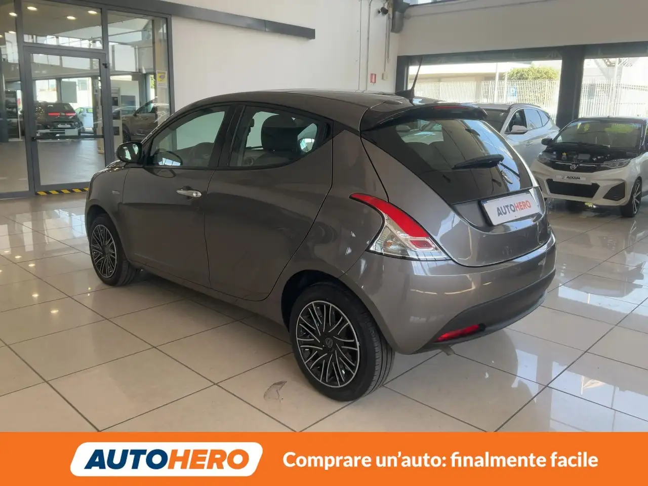 Lancia Ypsilon 2024