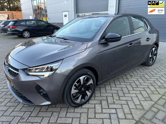 Opel Corsa-e Elegance 50 kWh / Automaat / Carplay / 360 camera