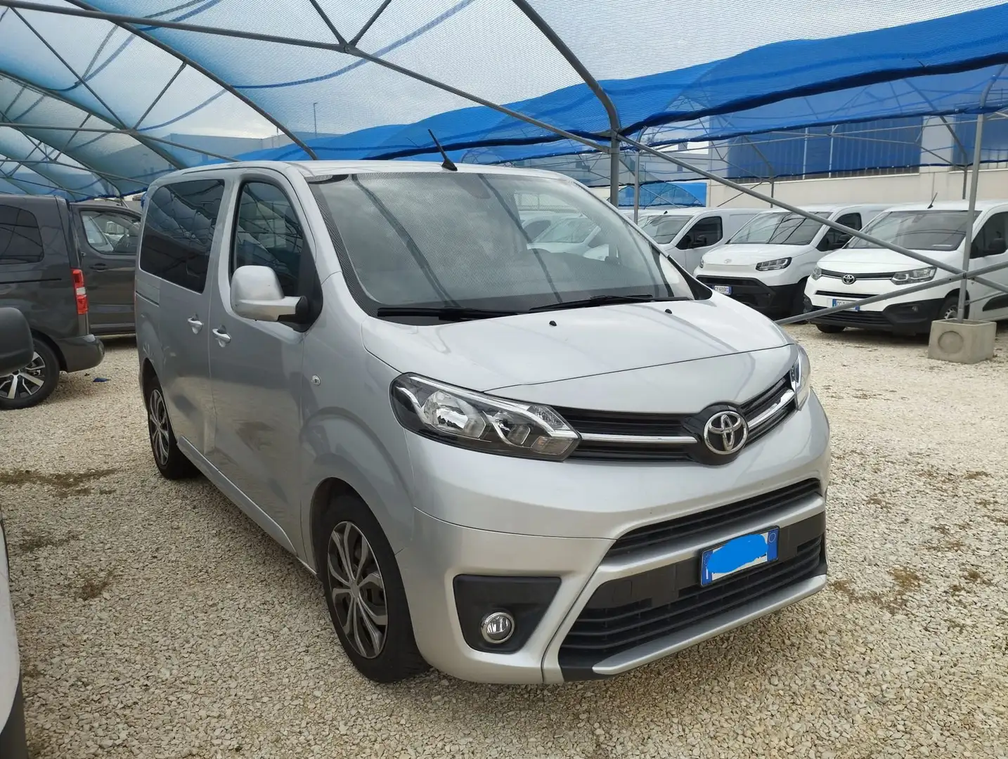 Toyota Proace Proace Verso 1.6D L0 D Lounge - 2