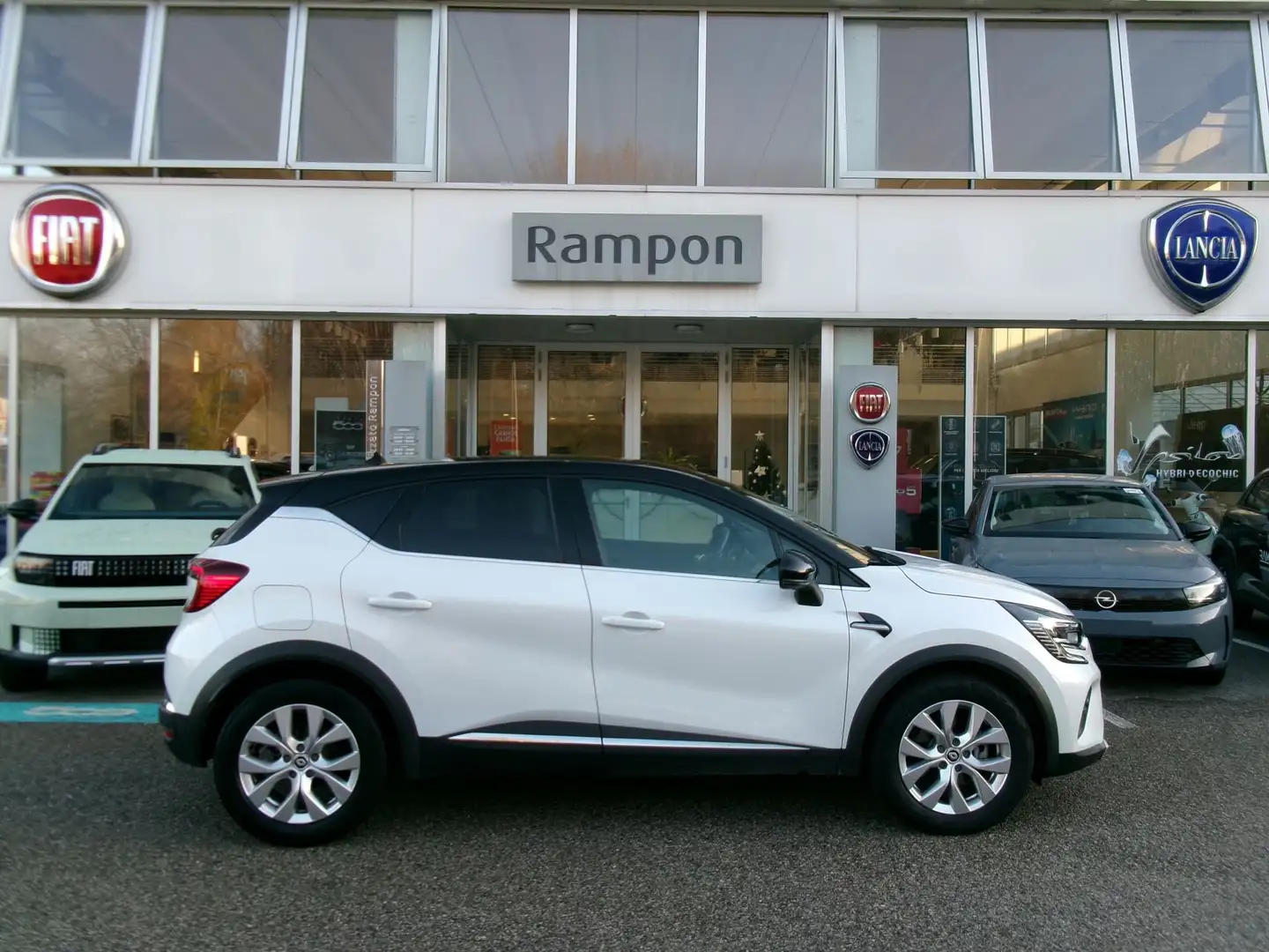 Renault Captur Captur Full Hybrid E-Tech 145 CV Intens Alb - 2