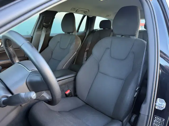 Volvo V60 view 5