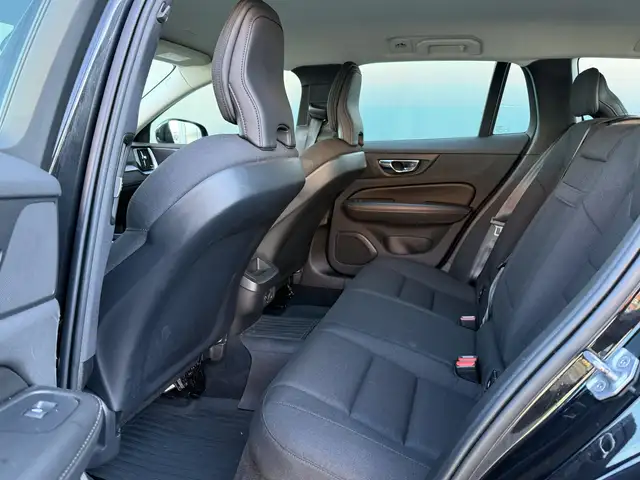 Volvo V60 view 7