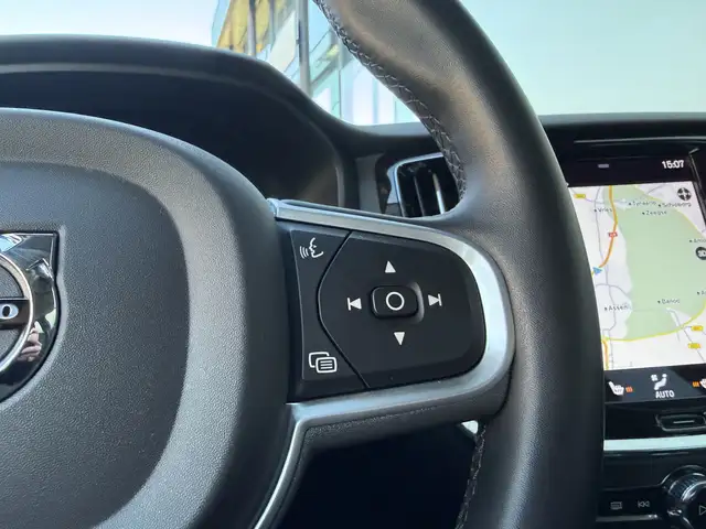 Volvo V60 view 19