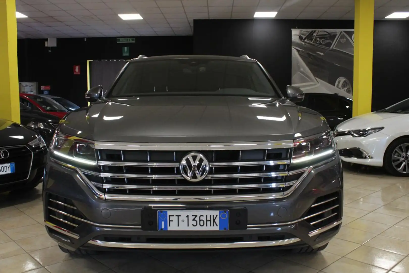Volkswagen Touareg 3.0 V6 TDI “PELLE PACK LUCI SOSPENSIONI VIRTUAL Gris - 1
