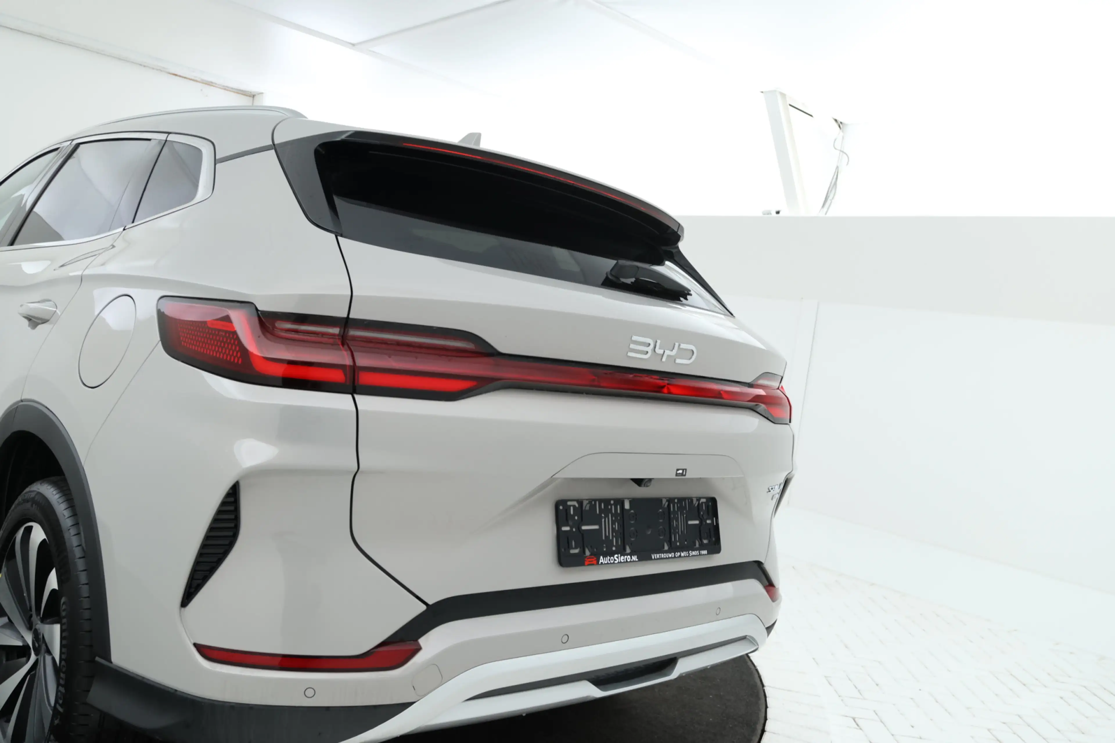 BYD Seal U 1.5 DM-i FWD Boost Plug in hybrid, Demo! — photo 9