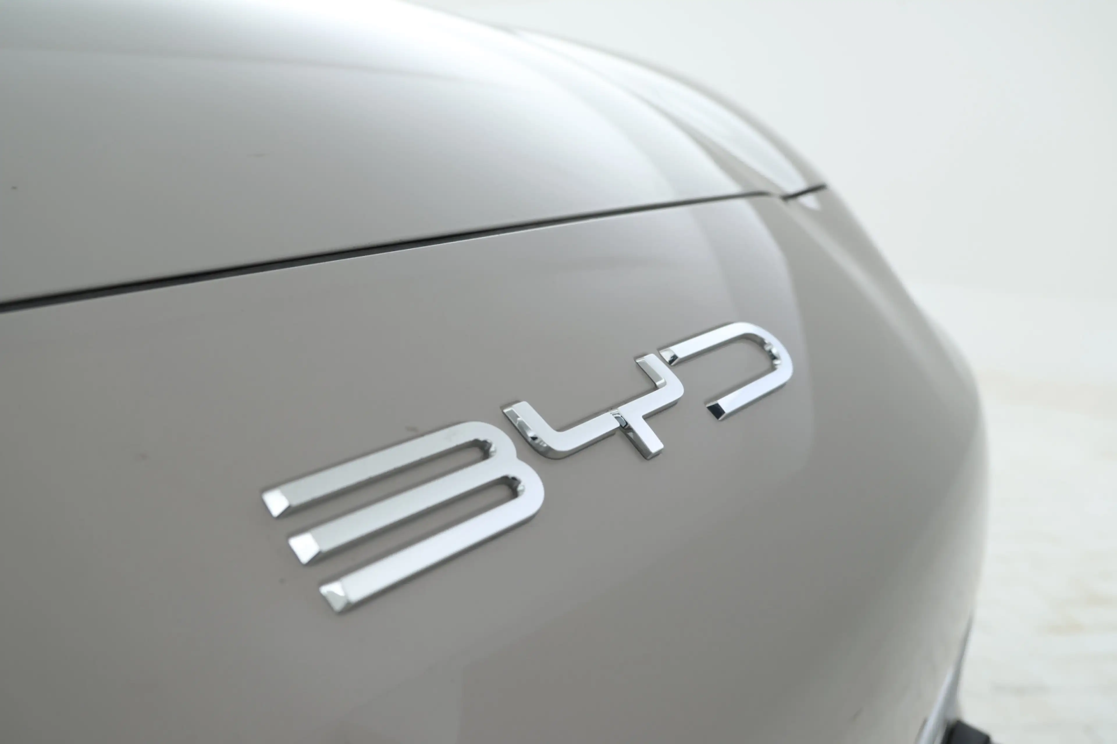 BYD Seal U 1.5 DM-i FWD Boost Plug in hybrid, Demo! — photo 7