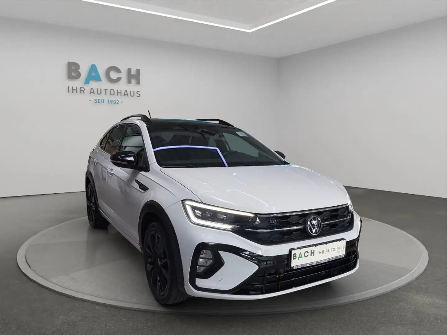 Volkswagen Taigo R-Line Blanc - 2