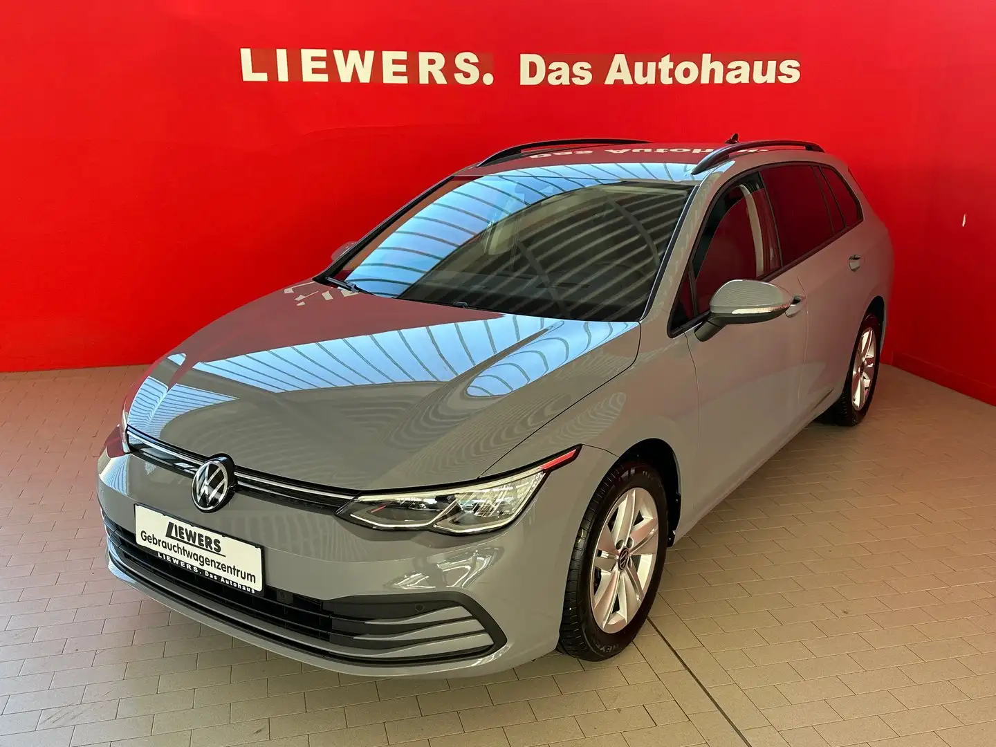 Volkswagen Golf Variant Life mHeV DSG Grau - 1