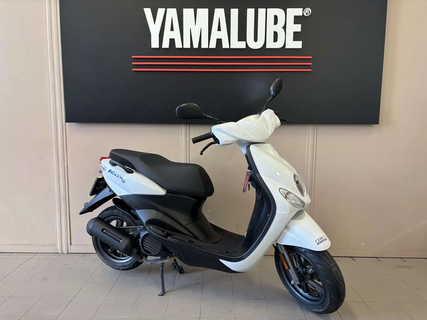Yamaha NEOs 50 4T Blanc - 1