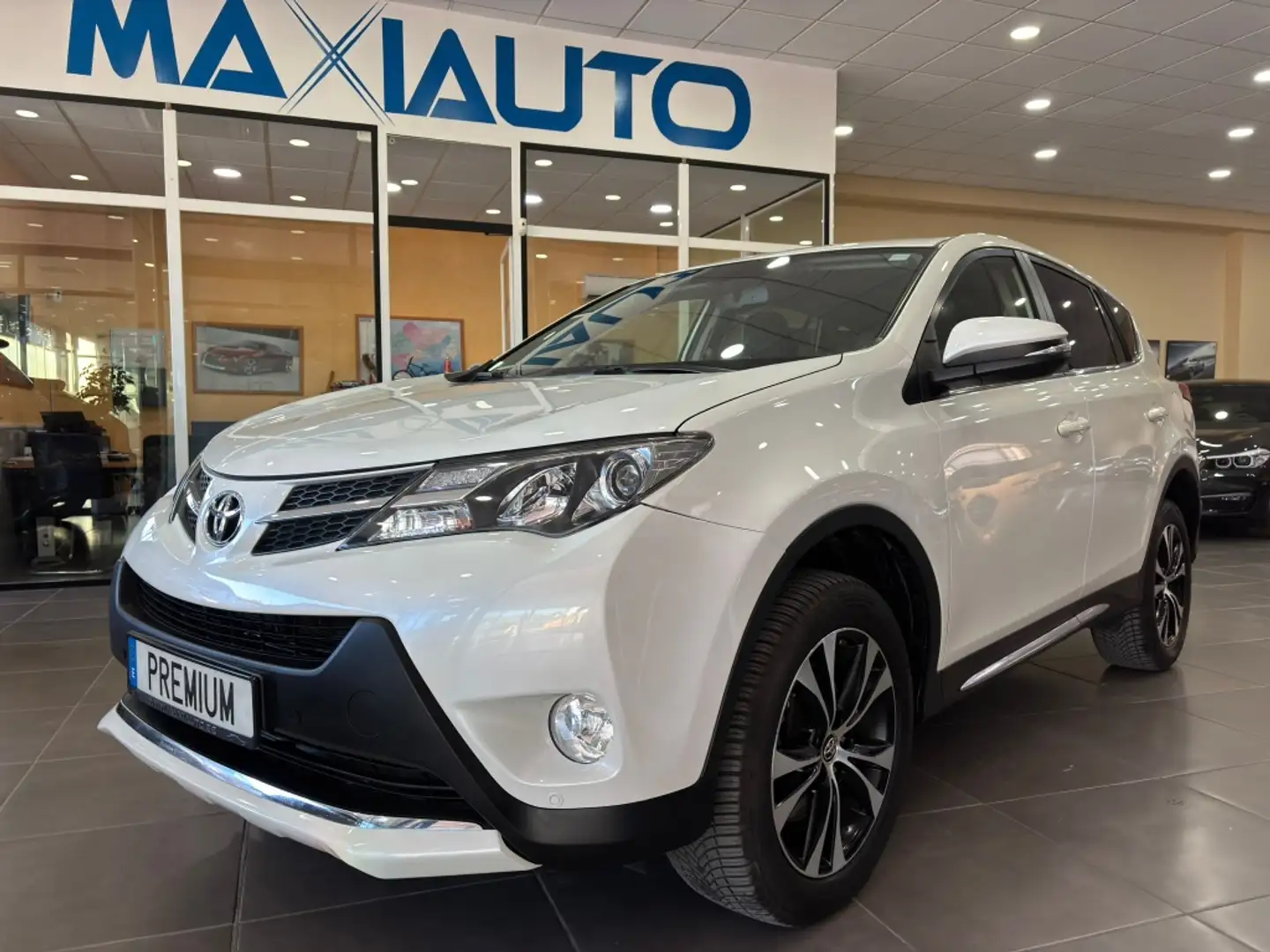 Toyota RAV 4 150D Executive AWD AutoDrive Blanc - 1