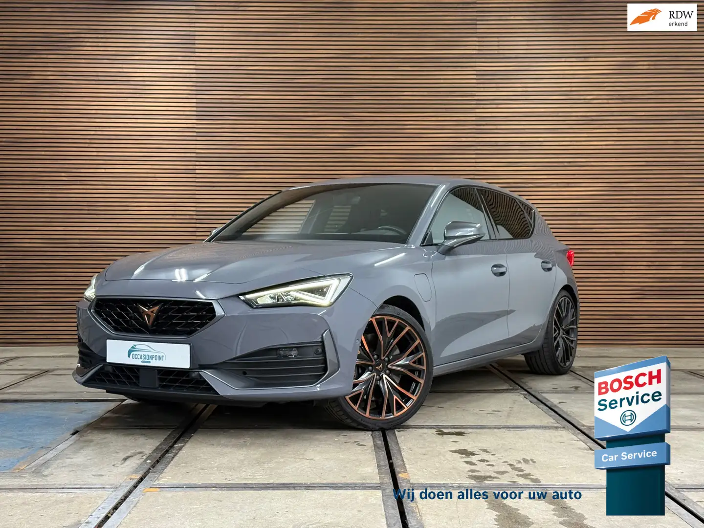 CUPRA Leon 1.4 e-Hybrid 245PK VZ Performance Copper Edition | Grijs - 1