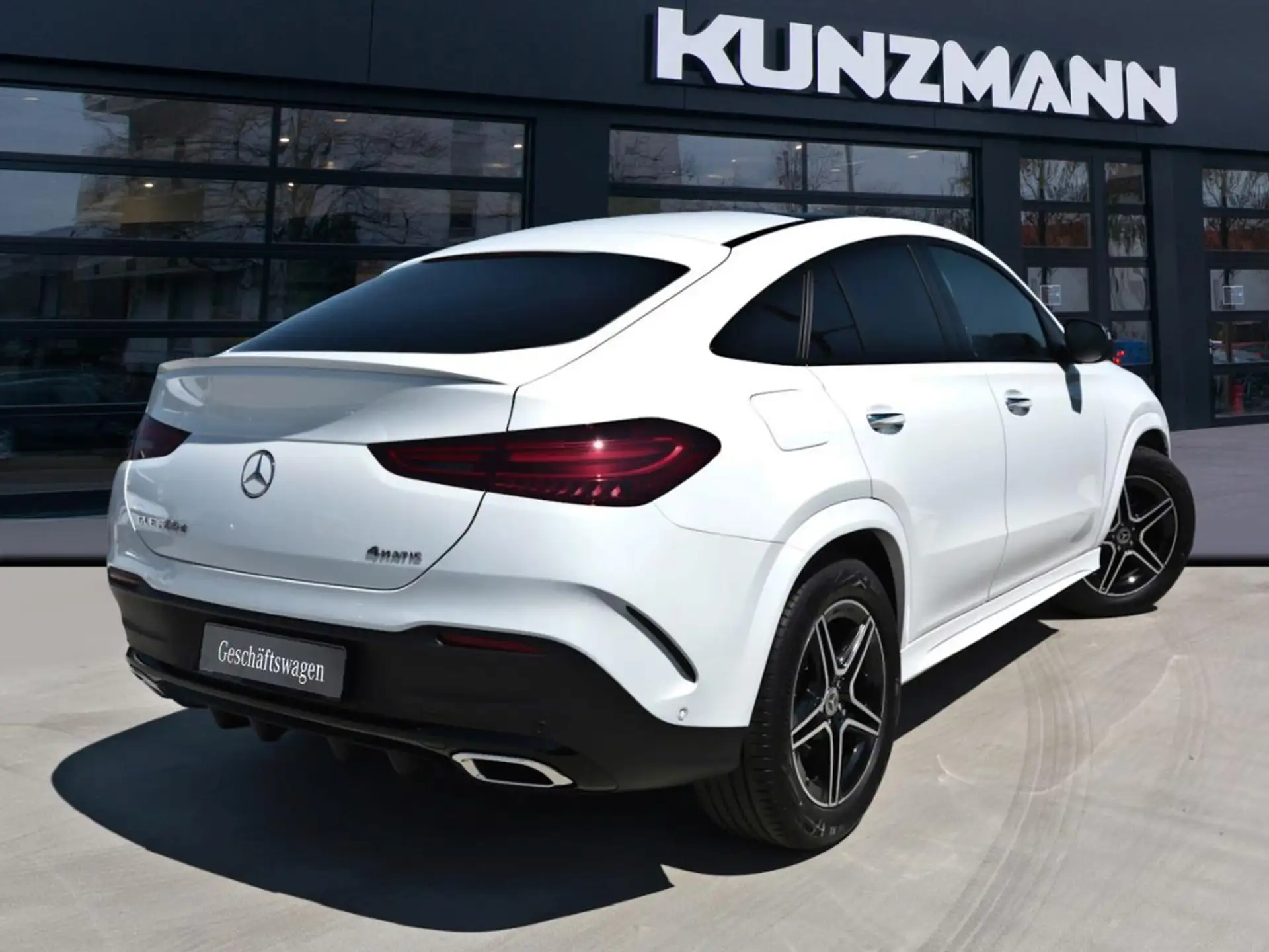벤츠 Mercedes-Benz GLE GLE 300 2026 흰색 사진 2