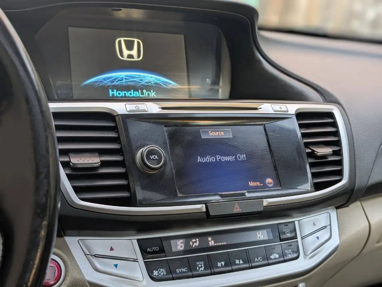 Honda Accord снимка Honda Accord
