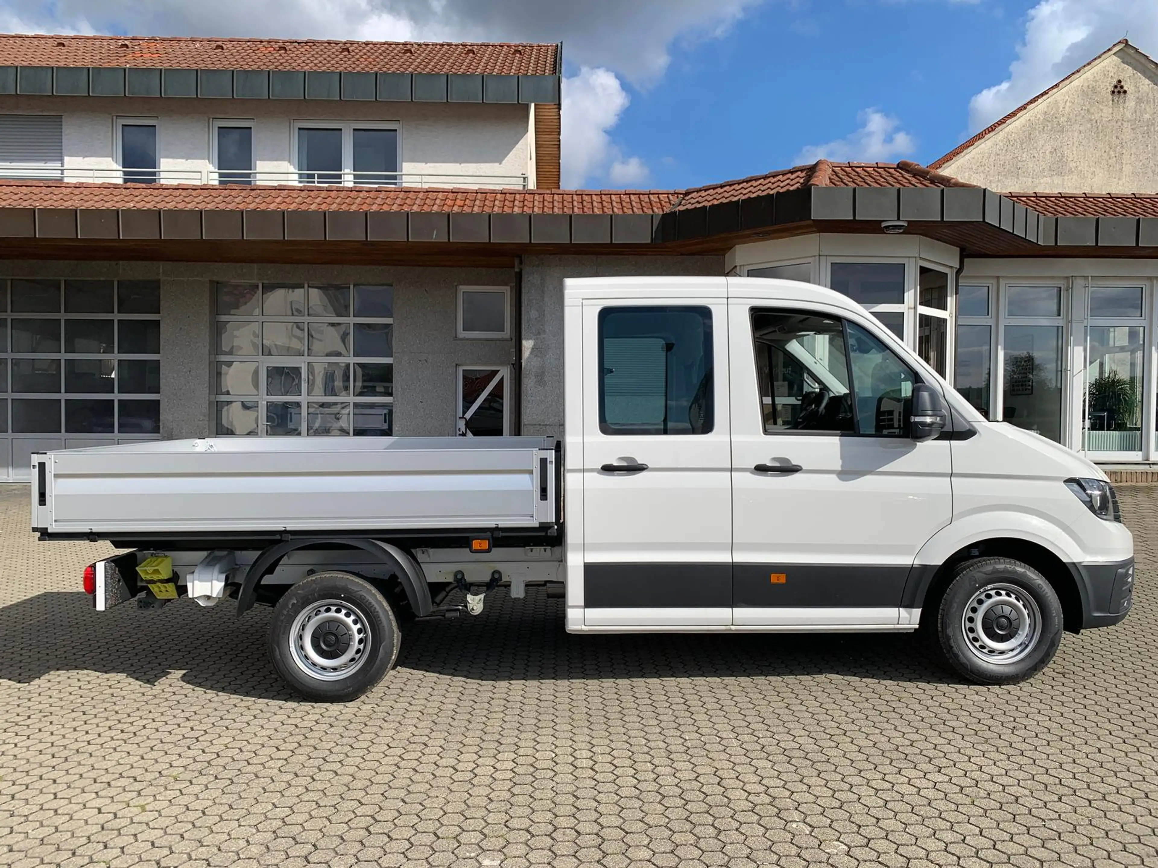 Volkswagen Crafter VW Crafter 35 DoKa MR L3 AHK 2+3Garantie 7-Sitzer — photo 5