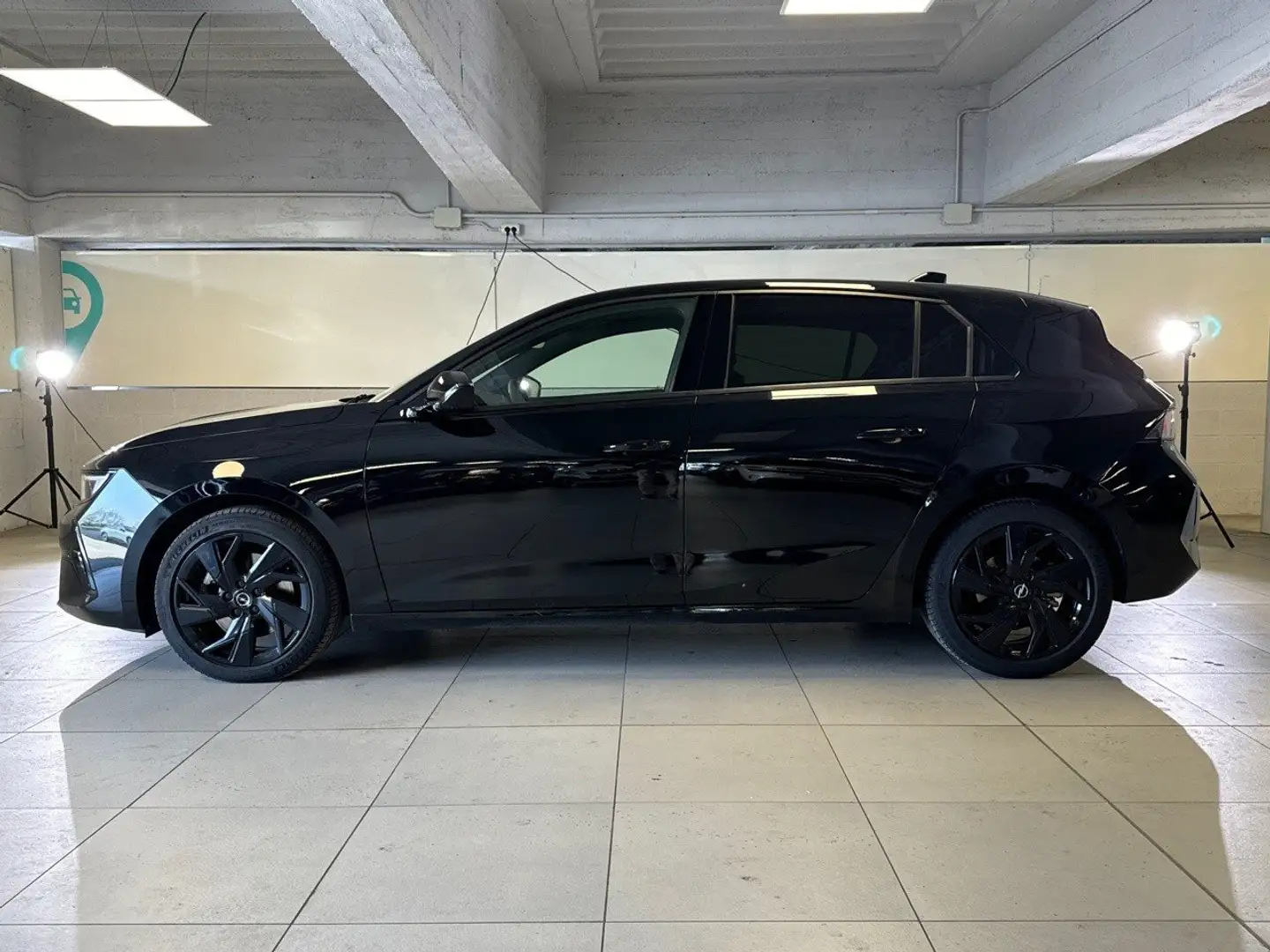 Opel Astra 1.5 Turbo 130cv GS AT8 Negro - 2
