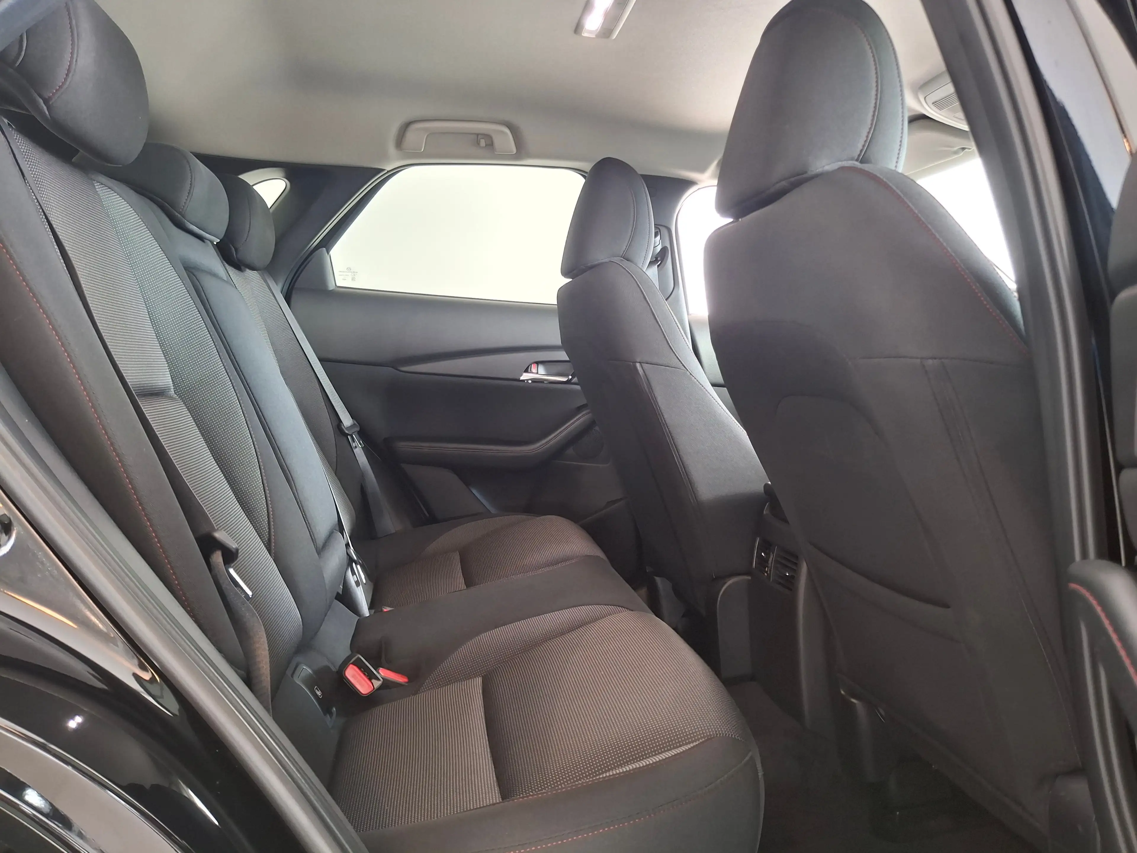 Mazda CX-30 2.0 e-SkyActiv-X M Hybrid Sportive LED CAMERA STOE — photo 7