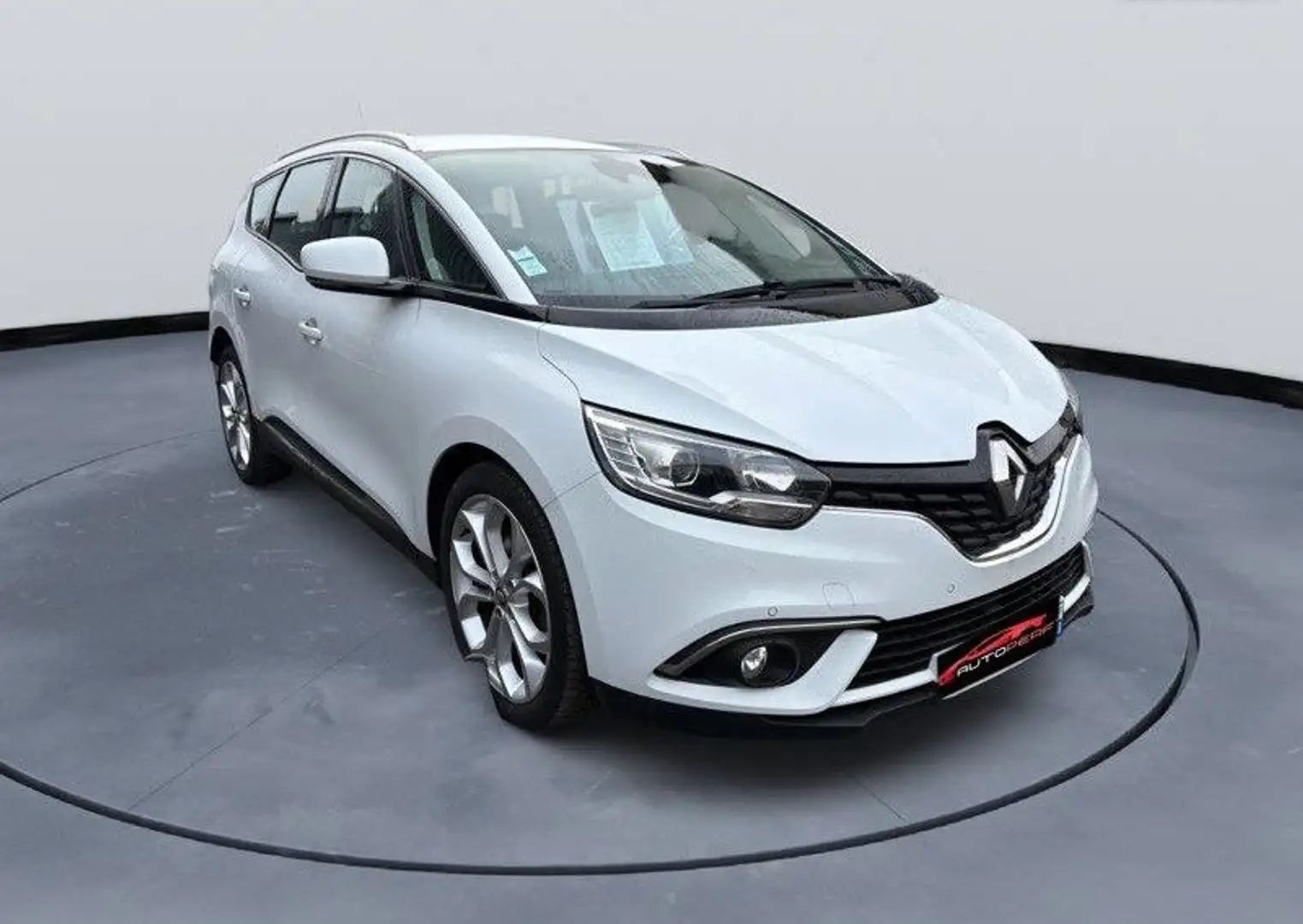 Renault Megane Grand Scenic 4 TCe 130 Ch 7 Places Business Bluetooth Radars de stationnement GPS Régulateur vitesse Biały - 1