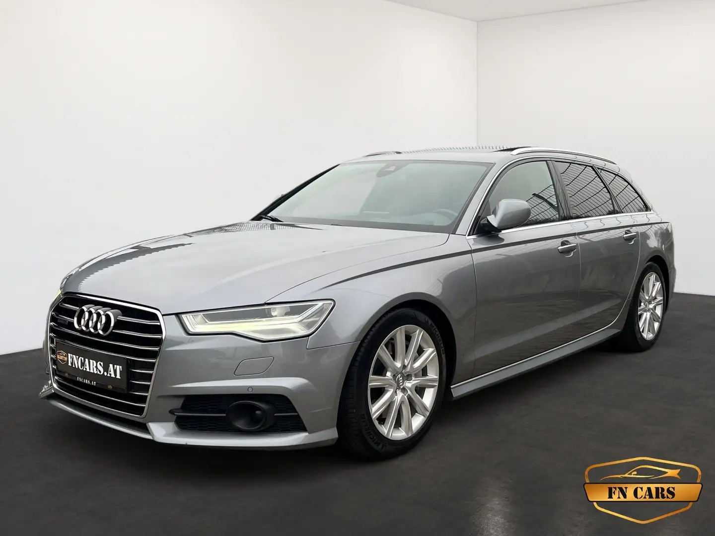 Audi A6 Avant 3,0 TDI quattro S-tronic // PANO // AHK// L Grau - 1