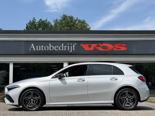 Mercedes-Benz A-Class view 3