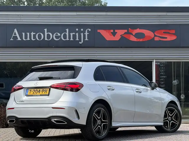 Mercedes-Benz A-Class view 9