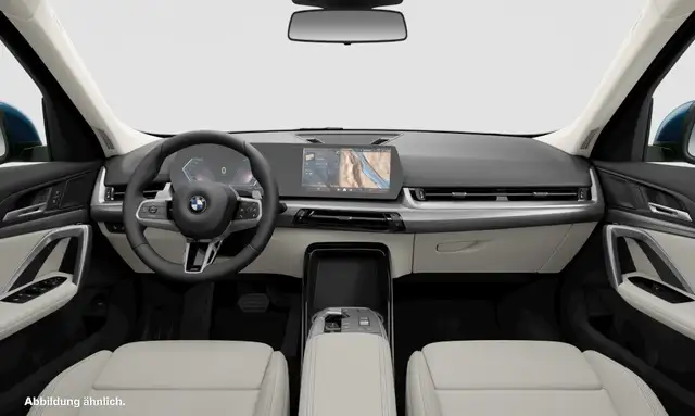 BMW X1 view 3