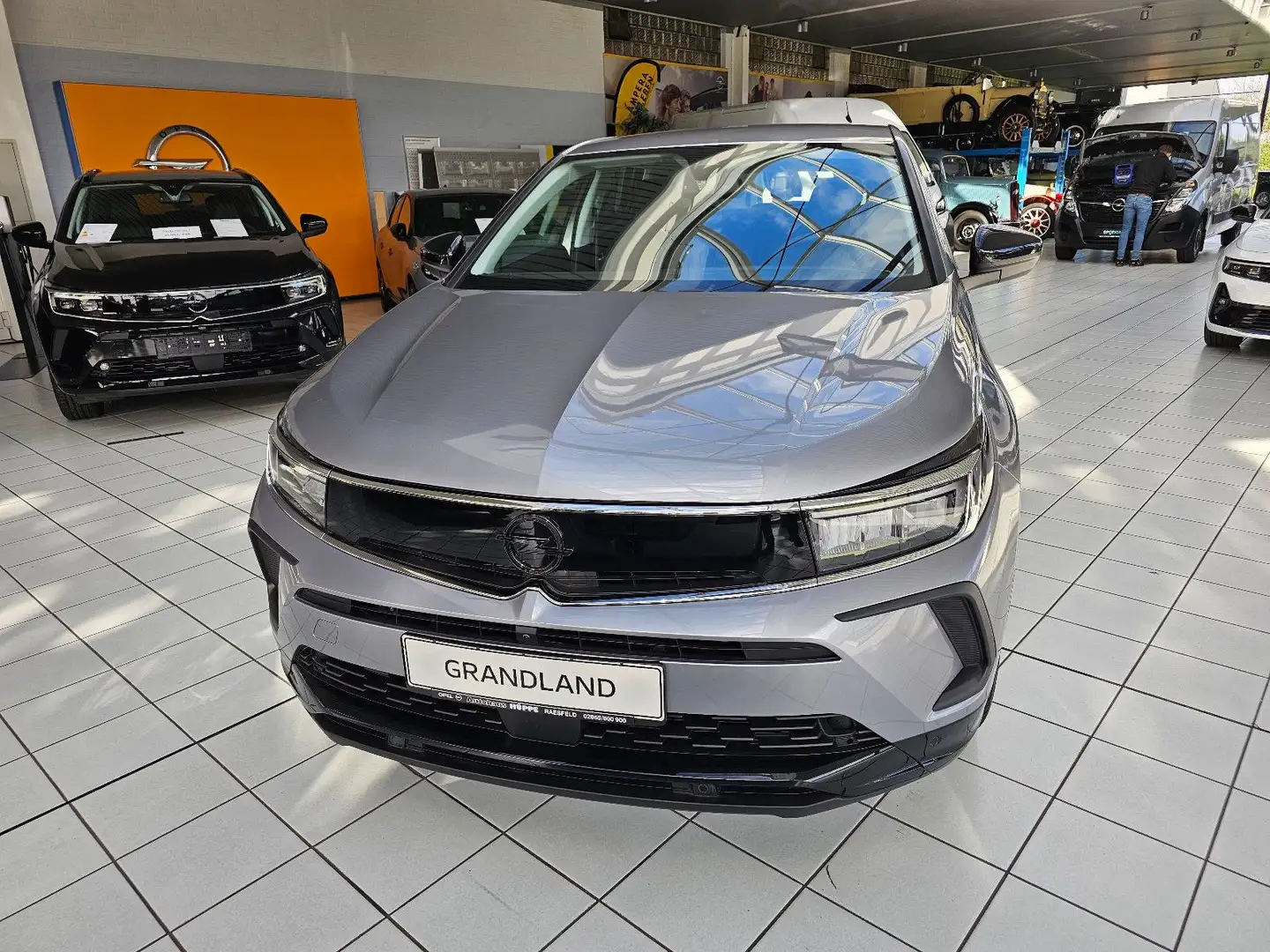 Opel Grandland X Grandland GS 1.2*RFK SHZ LHZ PDC DAB NAVI u.v.m* Grau - 1