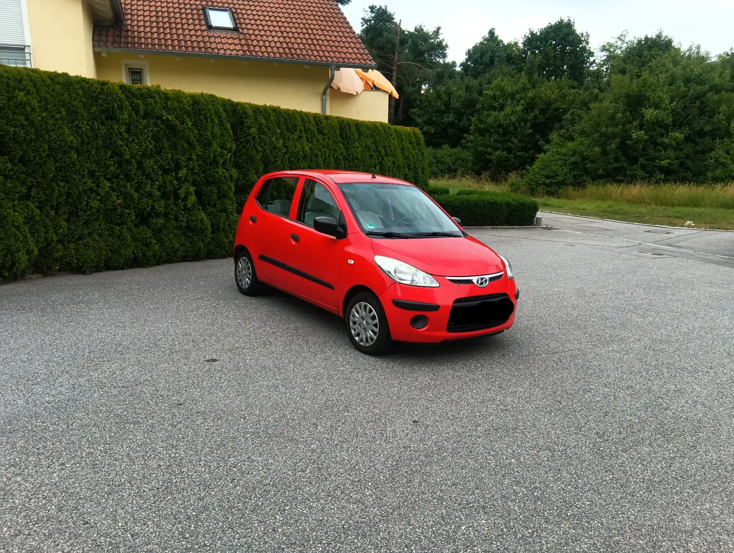 Hyundai i10 Edition plus mit TÜV bis April 2027 Rot - 2