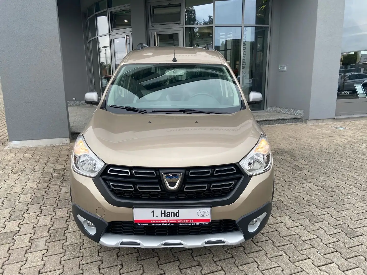 Dacia Dokker Stepway Plus Turbo*1.Hand,AHK,Kamera,SHZ Beige - 2
