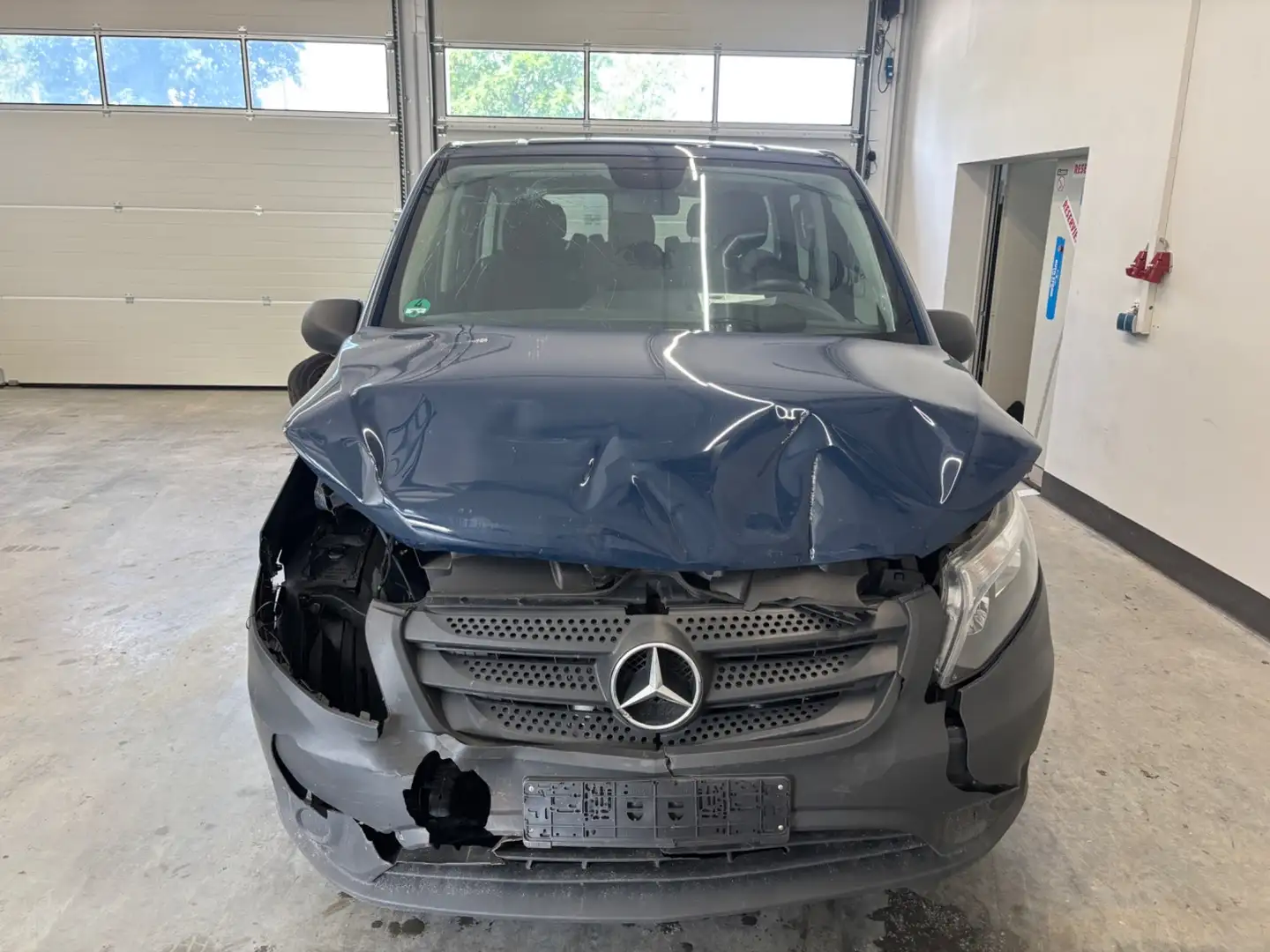Mercedes-Benz Vito Tourer 114 CDI PRO extralang*8-Sitz*NAVI*R-KAM*1-H Azul - 2