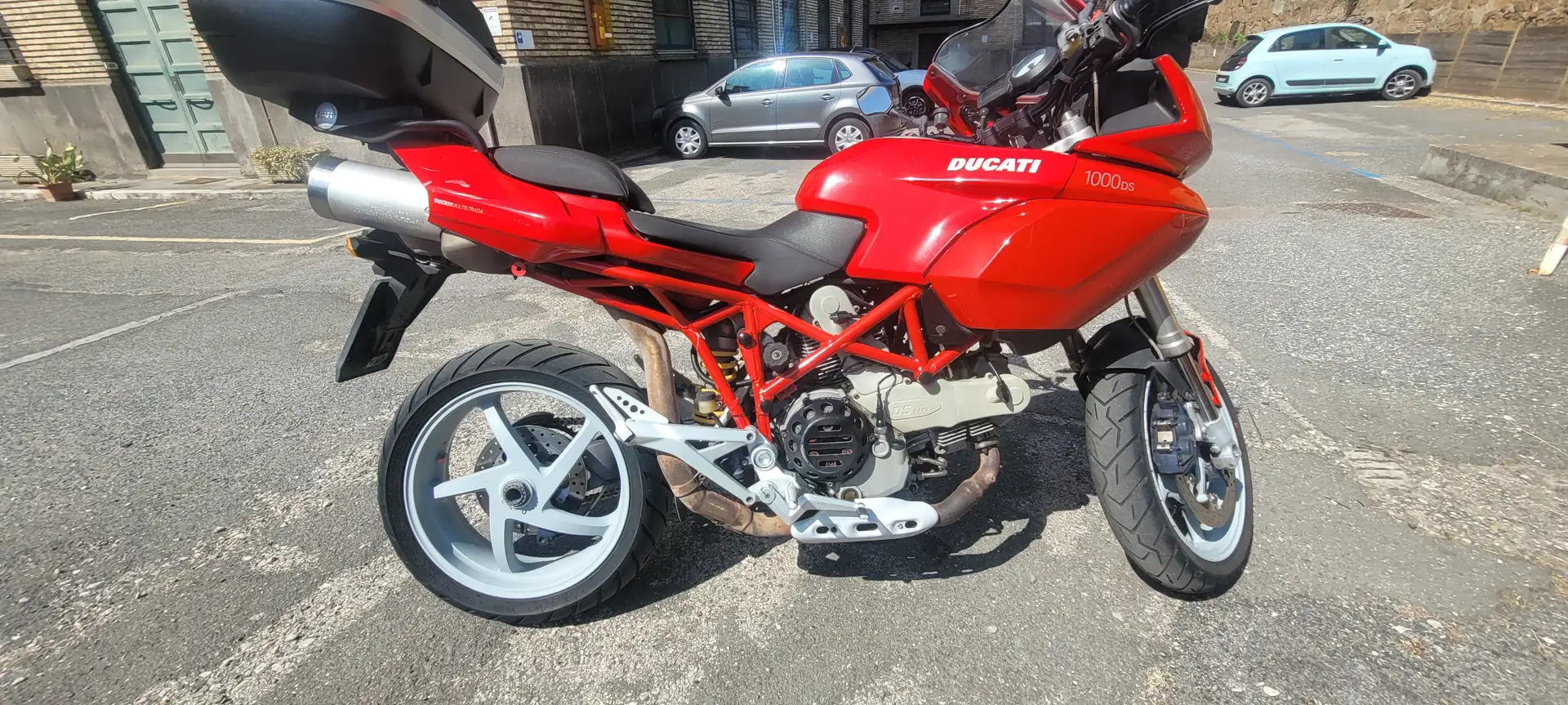 Ducati Multistrada 1000 Rood - 1