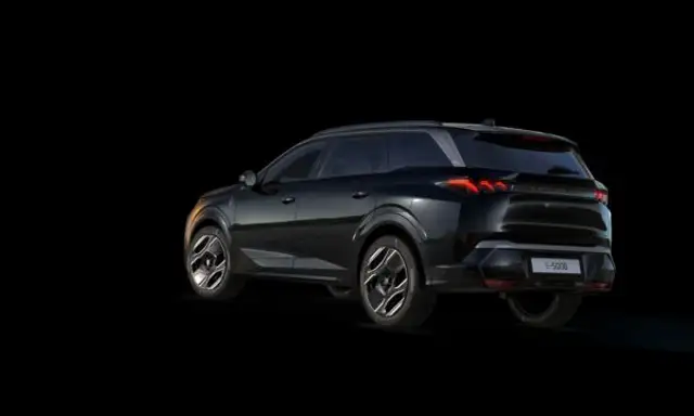 Peugeot 5008 210 GT Elektro Ansicht 4