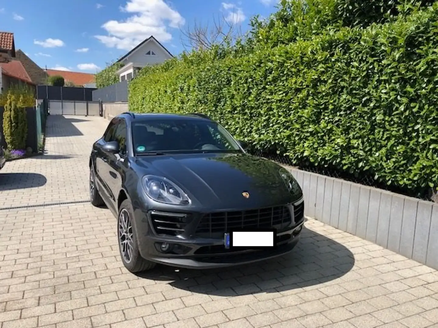 Porsche Macan Deutsches Fzg - TOP-Zustand Porsche Wartungen Grau - 1