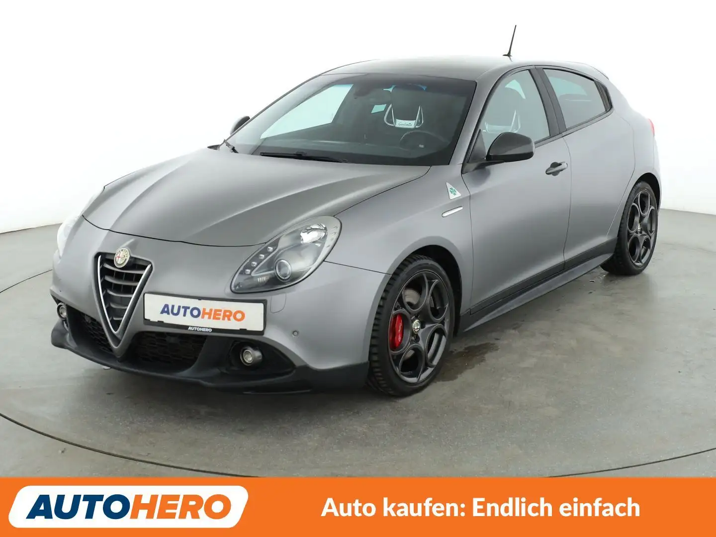 Alfa Romeo Giulietta 1.8 Turbo Quadrifoglio Verde Aut*NAVI*XENON*TEMPO* Grau - 1