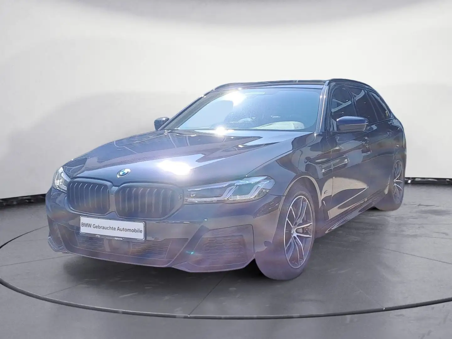 BMW 530 d xDrive Touring M Sport HIFI Leder Dakota Ko Schwarz - 2