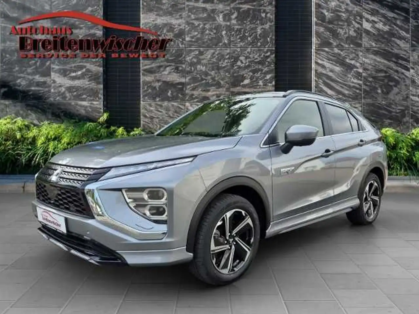 Mitsubishi Eclipse Cross Plug-in Hybrid TOP 2.4 MIVEC 4WD Grau - 1